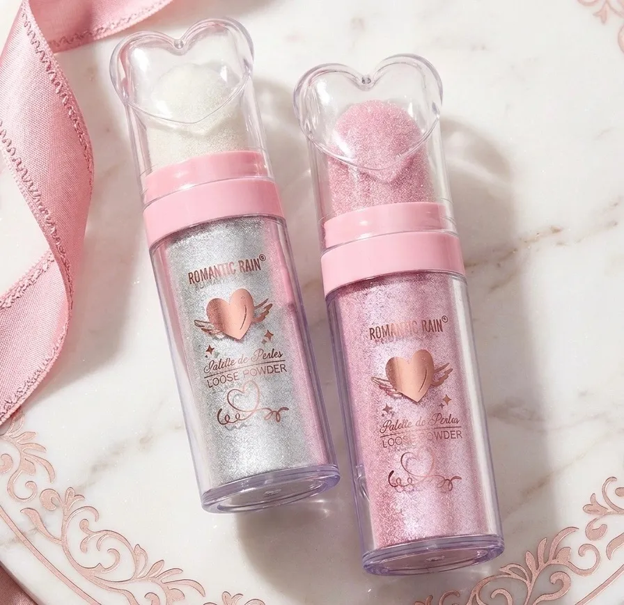هایلایتر پودری اسفنجی Romantic Rain مدل قلبی