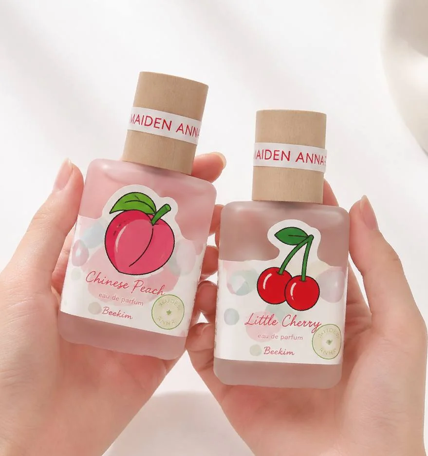 عطر جیبی فانتزی بیکیم Maiden Anna با رایحه میوه ای و شیرین
